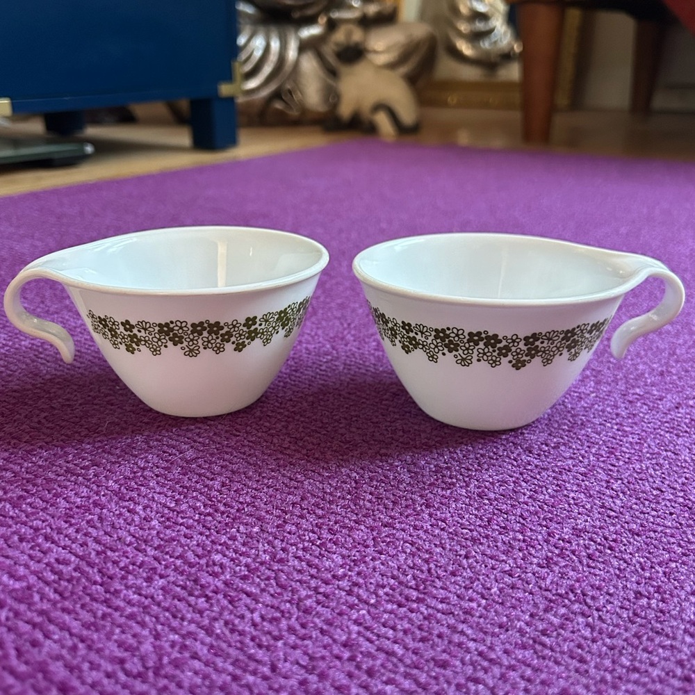 Corelle Corning Spring Blossom Crazy Daisy Hook Handle Coffee Tea Cup Mugs (2)